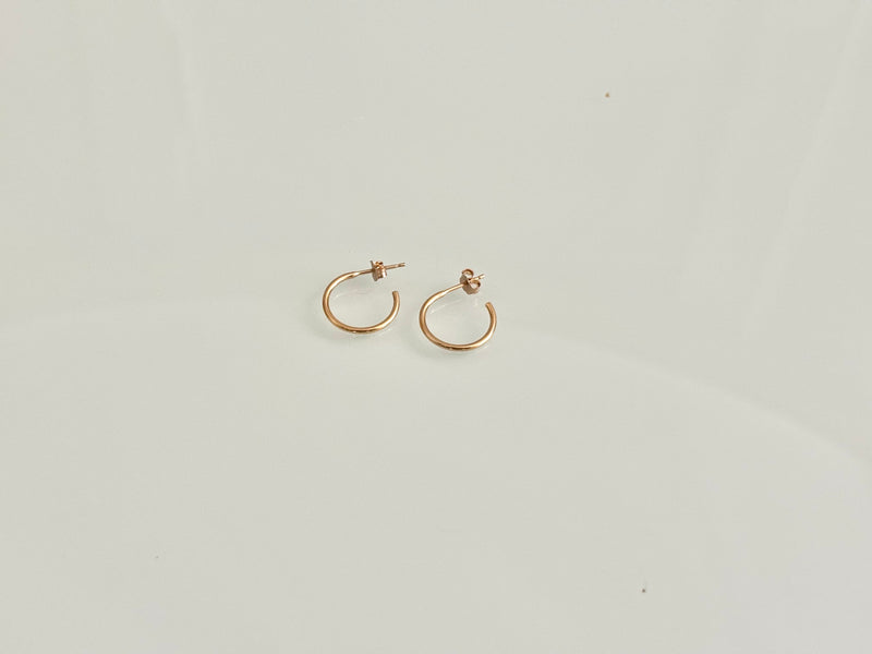 Minimalist Hoops