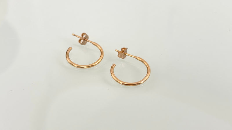 Minimalist Hoops