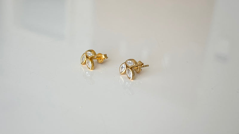 Gardenia Earrings