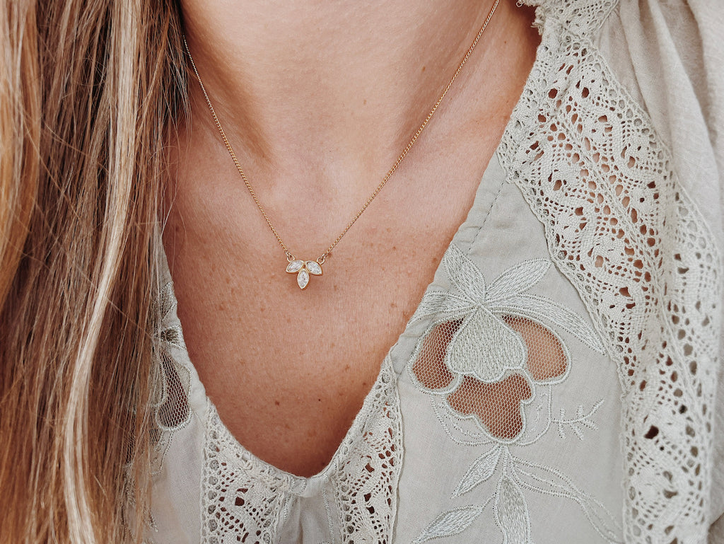 Gardenia Necklace