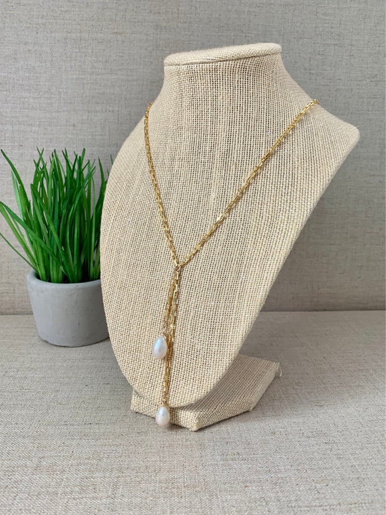 An Affair to Remember Lariat - Christiana Layman Designs