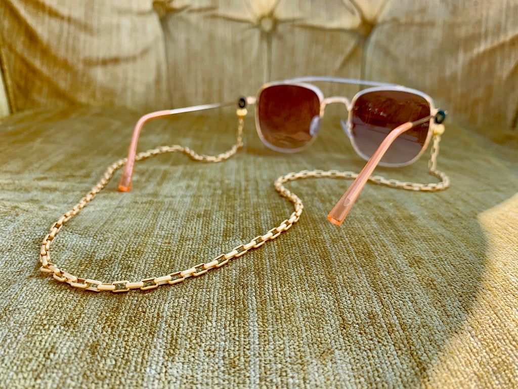 Durban Sunglass Chain in Matte Gold